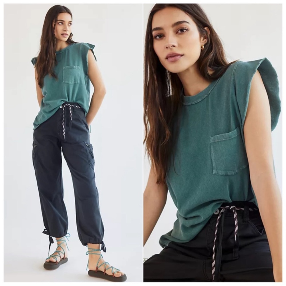 Anthropologie T.La Washed Front-Pocket Tunic
Moss Green Size: US L